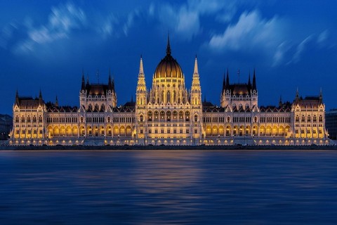Viajar a Hungría